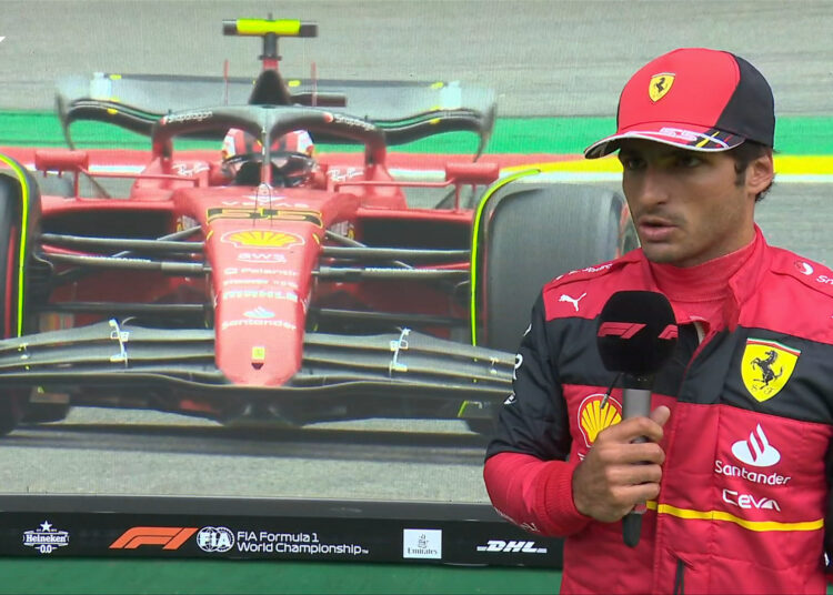 Carlos Sainz saldrá primero en Spa tras la ‘pole’ del sancionado Verstappen