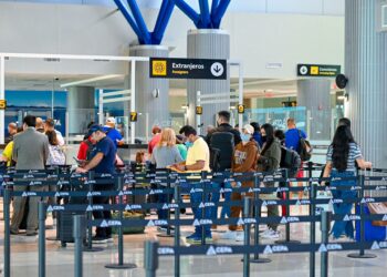 El Salvador registra más de 239,000 turistas durante vacaciones agostinas