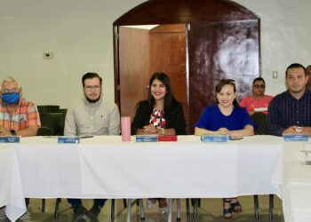 Diputados recogen insumos de alcaldes de San Miguel para reformar la Ley General Tributaria Municipal