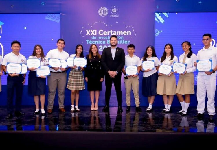 BCR realiza premiación en XXI Certamen de Investigación Técnica Bachiller 2022