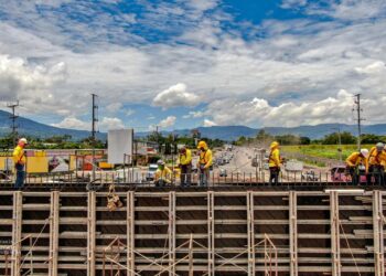 Paso a desnivel en San Juan Opico muestra un 10 % de avance, informa Obras Públicas