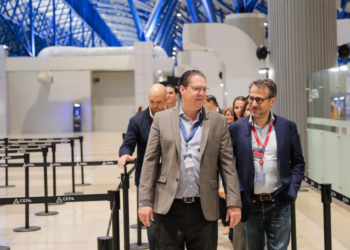 Presidente de CEPA se reúne con Ceo de AVIANCA para discutir proyectos de inversión