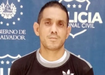 VIDEO | Capturan a pandillero que fue captado en video mientras extorsionaba a comerciantes