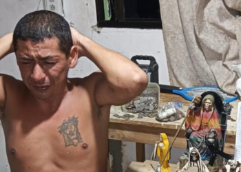 Fuerza Armada captura a vendedor de drogas y le encuentra altar satánico