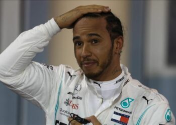 Lewis Hamilton no maneja en la calle y este es el motivo