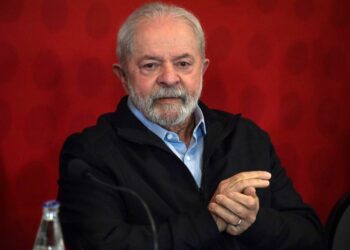 Lula critica a los políticos que usan la Iglesia para atraer votos