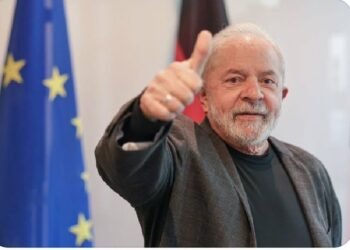 Brasil entra en campaña electoral con Lula por delante en las encuestas