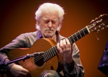 Murió el guitarrista español Manolo Sanlúcar, referente del flamenco