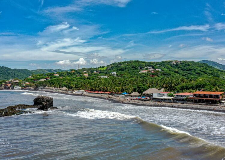 Medidas de seguridad implementadas por el Gobierno en el Plan Vacaciones Seguras son aprobadas por la población salvadoreña