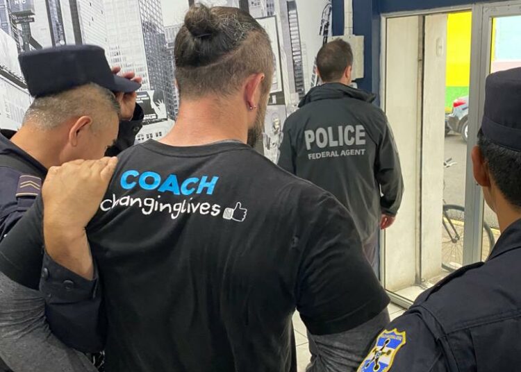 PNC detiene a Raymond McLeod, uno de los fugitivos más buscados por Estados Unidos