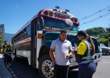 VMT mantiene controles en el transporte colectivo para garantizar cumplimiento a la ley de tránsito