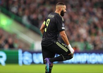 Alarma en Real Madrid y en Francia: Benzema fue reemplazado ante el Celtic por una lesión en la rodilla