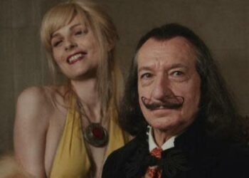 Se revelan primeras imágenes de Ben Kingsley y Ezra Miller como Salvador Dalí en Dalíland