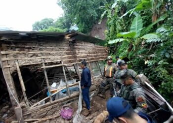 Mueren cinco personas tras derrumbe en caserío El Almendro, Huizúcar