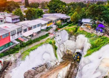 MOP avanza obras de mitigación en colonia Lomas de Miramonte, San Salvador