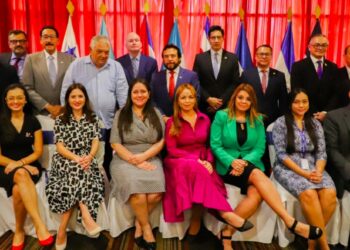 Vicepresidente Félix Ulloa participó en la IX Reunión de Autoridades del XXI Foro de la Función Pública de Centroamérica y el Caribe