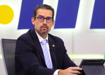 «El pueblo salvadoreño puede estar tranquilo que hay suficiente producción local de huevos y carne de pollo», Superintendente de Competencia