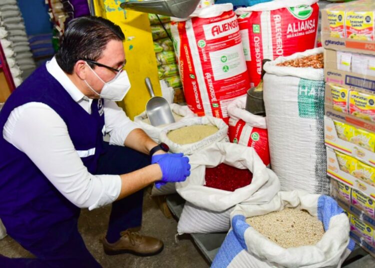 Gobierno comprueba en verificaciones del mercado de alimentos que precios de granos siguen con tendencia a la baja