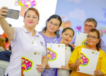 Despacho de la Primera Dama realizó la novena formación sobre la Ley Crecer Juntos a educadores de Usulután