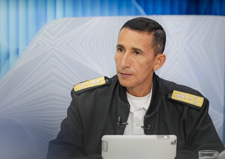 “El Régimen de Excepción brinda resultados extremadamente contundentes”: Ministro de Defensa