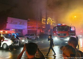 Incendio en un bar de Vietnam deja 12 muertos y 11 heridos