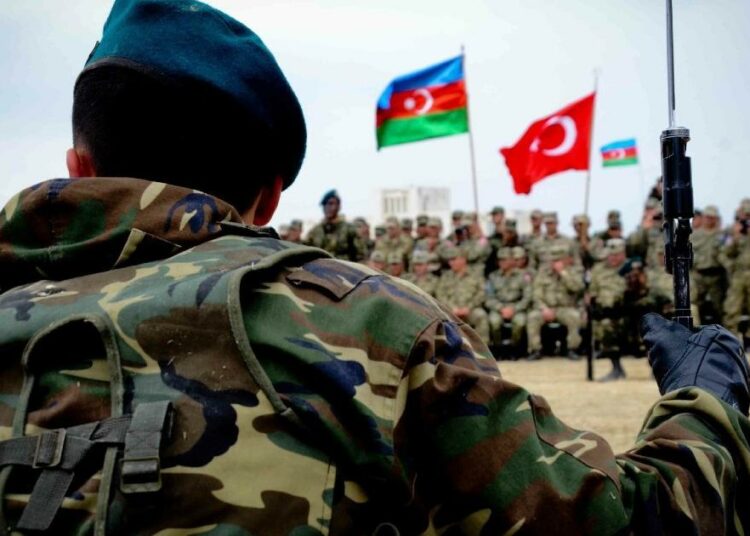 Armenia denunció que un ataque masivo nocturno de Azerbaiyán dejó 49 soldados muertos