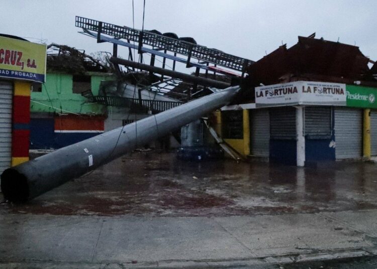 Huracán Fiona deja un muerto y más de 12.000 desplazados en República Dominicana