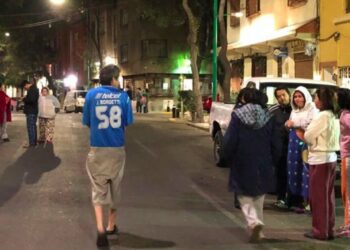 (VIDEOS) Nuevo Terremoto de magnitud 6.9 con epicentro en Michoacán, México dejó al menos dos muertos