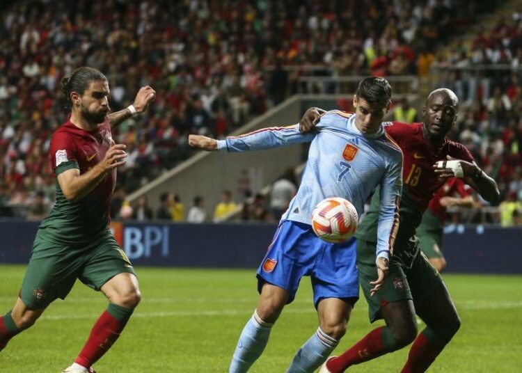 España derrota Portugal con gol en los últimos minutos y clasifica a la final 4