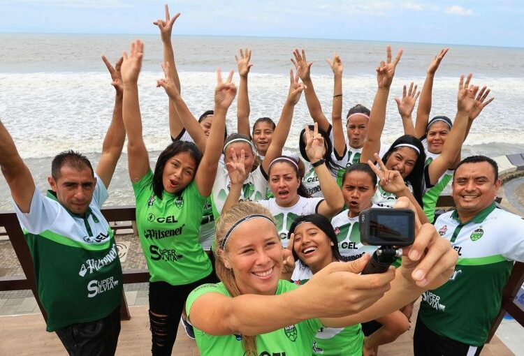 Barra de Santiago comienza su aventura