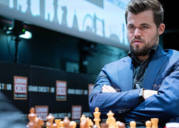 El campeón mundial Magnus Carlsen sospecha de nuevos métodos para hacer trampa en el ajedrez