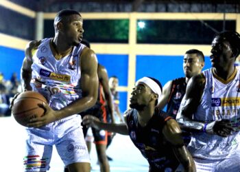 Nejapa ganó a Santa Ana en el Vitoria Gasteiz