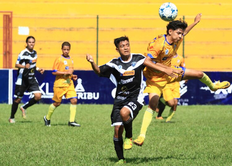 Kevin y Óscar, dos futbolista con deseo de triunfar