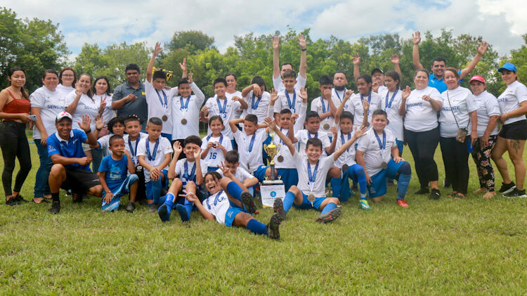 Sensuntepeque campeón de Cabañas en la Copa Alevines 2022