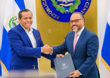 Gobierno solicita nueva prórroga para fijar precios de combustibles y gas propano