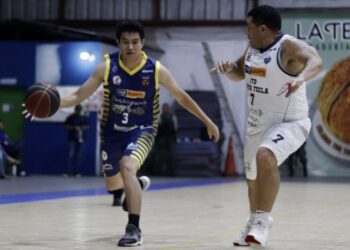 Santa Tecla dio una lección de fuerza al Santiagueño