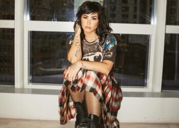 Demi Lovato comparte extraños mensajes con los que anuncia su retiro