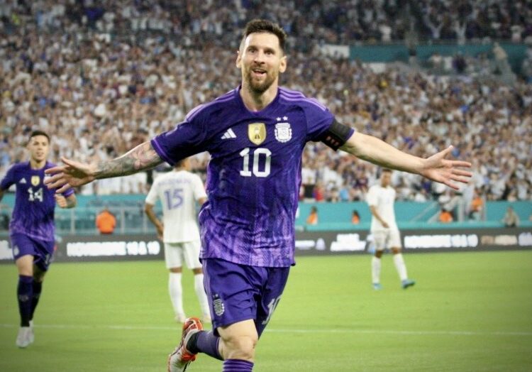 De la mano de Messi, Argentina goleó 3-0 a Honduras y continúa su buena racha de cara al Mundial