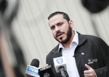 Ministro de Salud brinda detalles sobre los dos casos de viruela símica en El Salvador