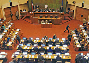 Diputados de Chile reciben una amenaza anónima con sus datos personales