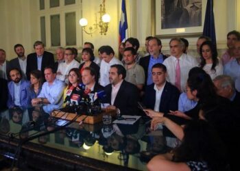 La oposición chilena suspendió su participación en el proceso constituyente que impulsa Boric