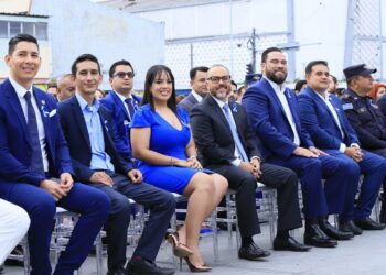 Autoridades salvadoreñas inauguran mes cívico en honor a 201 años de independencia
