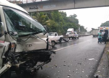 Al menos 4 personas resultaron lesionadas en accidente de tránsito en El Congo