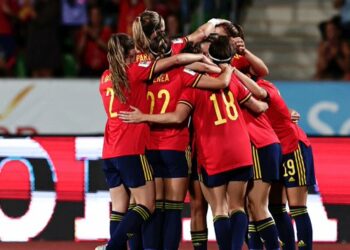 Renunciaron 15 jugadoras de la selección de España después de exigir la salida del entrenador