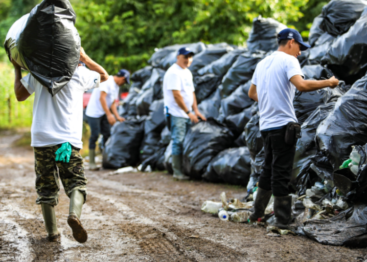 Presidente Bukele: «…es importante que todos colaboremos y hagamos al menos lo mínimo: ¡NO ENSUCIAR!»