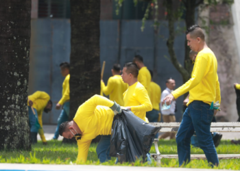 500 reos en fase de confianza colaboran con tareas de limpieza en la capital