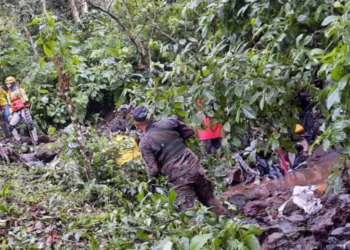 Mantienen búsqueda de persona arrastrada por la corriente de una quebrada en Berlín, Usulután