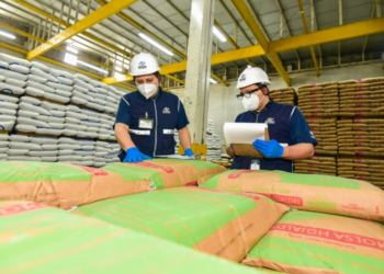 Defensoría del Consumidor verifica inventarios, costos de operación y precios de productos en harinera Molsa