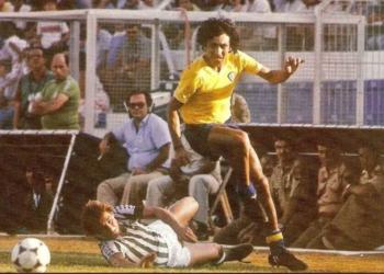 (IMÁGENES) Los días de Jorge «Mágico» González en Cádiz, una ciudad que lo idolatra