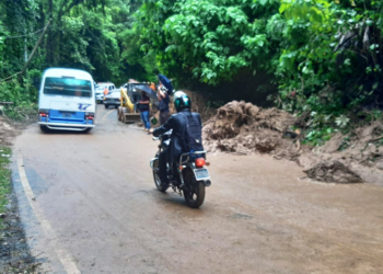 Habilitan el paso vehicular en la carretera hacia Panchimalco, la PNC pide precaución